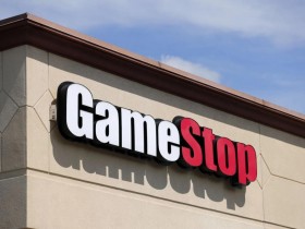 GameStop首席执行官称索尼停发实体游戏对业务毫无影响