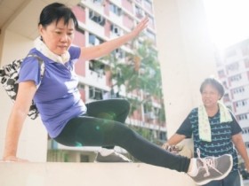 62岁飞檐走壁?新加坡